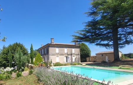 G&icirc;te n&deg;G4448 Lussac - Gironde - photo
