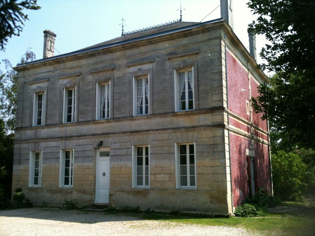 photo 0