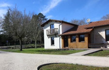 Gîte à proximité de la D1010 14 Km du lac de Hostens Gîte n°G2290 Belin-Béliet - Gironde - Gîte à proximité de la D1010 14 Km du lac de Hostens
