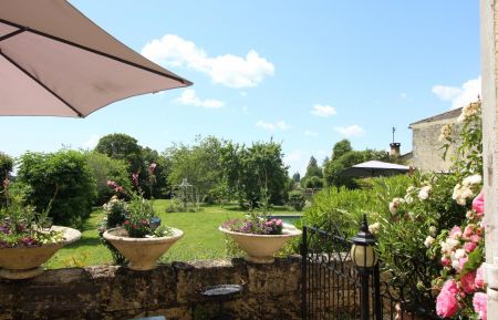 G&icirc;te n&deg;G4444 Puisseguin - Gironde - G&icirc;te La suite du Presbyt&egrave;re