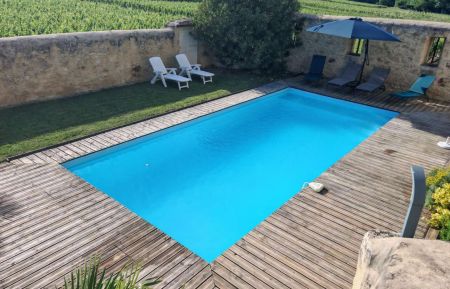 G&icirc;te n&deg;G4385 Puisseguin - Gironde - Piscine &agrave; partager