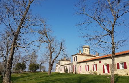 G&icirc;te n&deg;G3235 Laroque - Gironde - photo