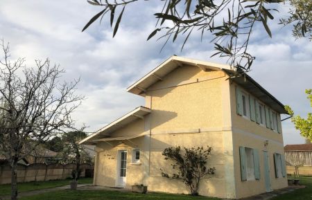 G&icirc;te n&deg;G2154 Mios - Gironde - Fa&ccedil;ade de la maison