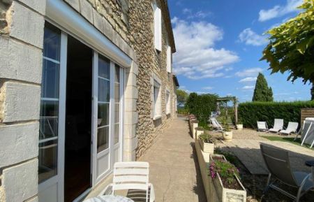 G&icirc;te n&deg;G3151 Sainte-Foy-la-Longue - Gironde - Fa&ccedil;ade autre vue