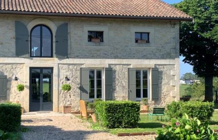 Chambre d'h&ocirc;tes n&deg;G33378 Tresses - Gironde - photoPrintemps