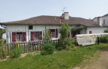 G&icirc;te n&deg;10259 Luxey - Landes - photo